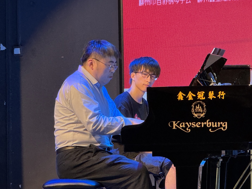 ѧ�����Ͼ޽���