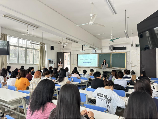 f8da70b92a54441c80da3397b8edea28