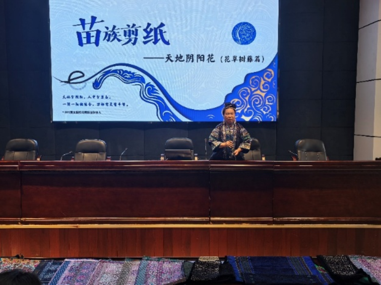 ½²×ùÏÖ³¡ ½²×ùÏÖ³¡