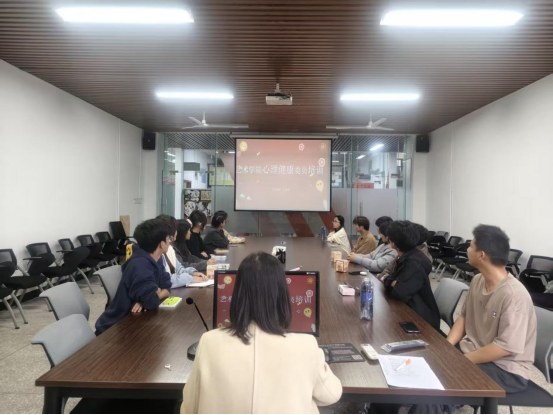 8b3c63e45e4043f1a11bb7a117b32359