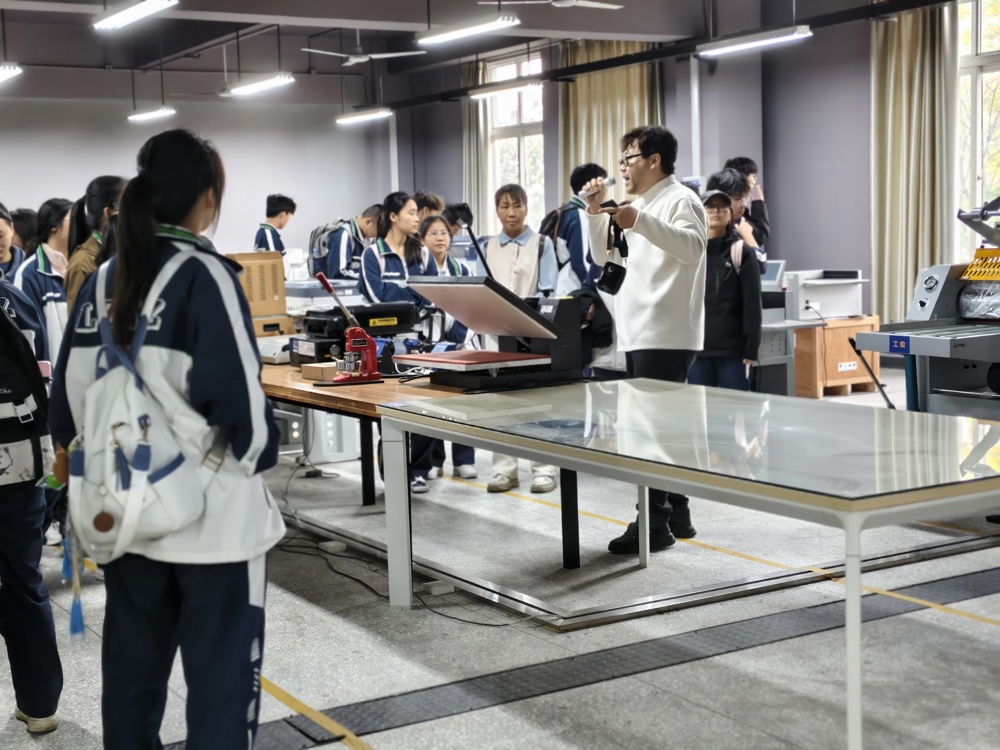 ��ѧ������