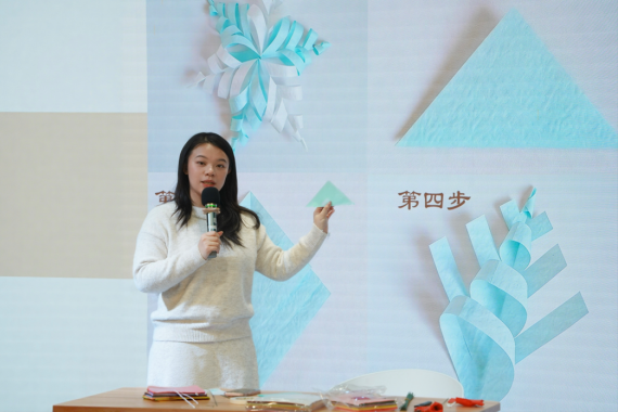 41b6011ae7ef4f4cae80d2801f8c30e1