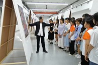 �������Ϣ ��������ũ���߽���У��Ʒչ365���й�˾ԺѲչ�ʢ��Ļ