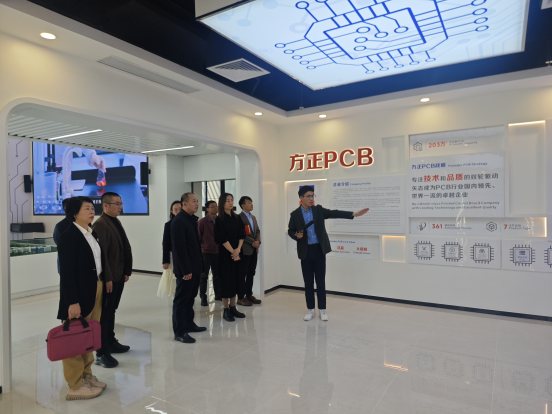 258678bca27240e2b9f1dc15c2374080