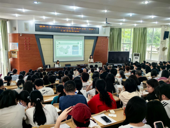 c33197bf448d4b8eb43fe7b05ff7fa09