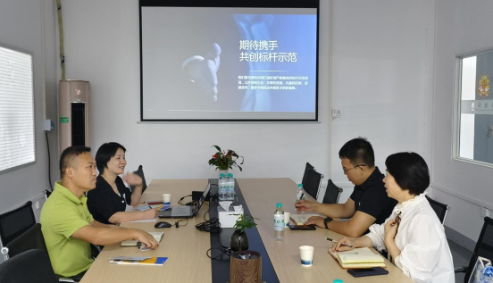 0de60e22916b4b9fab592552bf4cb423