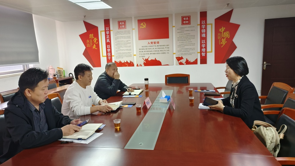 �����۰Ĵ����������ݣ��˲Ÿۿ�չ��̸����